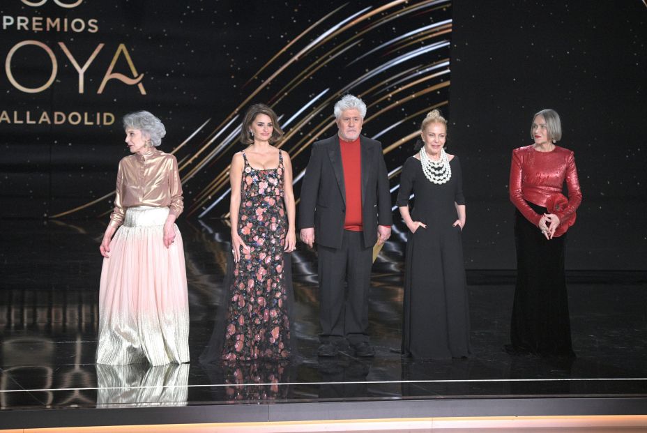 EuropaPress 5752499 actrices marisa paredes penelope cruz 2i cecilia roth 2d antonia san juan EuropaPress 5752499 actrices marisa paredes penelope cruz 2i cecilia roth 2d antonia san juan