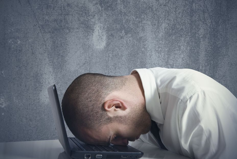 Descansar lo suficiente por las noches te puede hacer sentir más joven (Bigstock) Descansar lo suficiente por las noches te puede hacer sentir más joven (Bigstock)