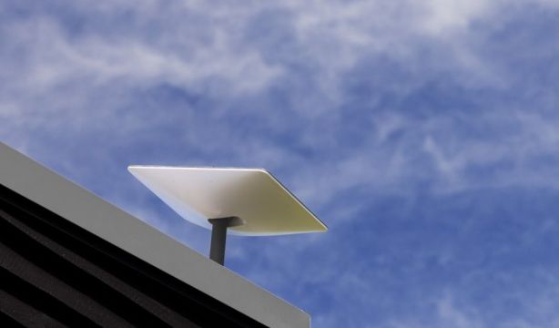 EuropaPress 4230830 antena premium servicio internet satelite starlink EuropaPress 4230830 antena premium servicio internet satelite starlink