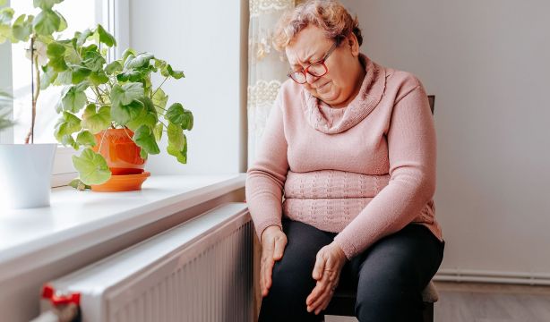 ¿Tienes dolor y pesadez piernas habitualmente? Pueden ser signos de reflujo venoso