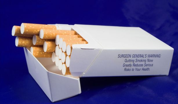 ¿Qué es el empaquetado genérico del tabaco que quiere aplicar Sanidad en España?