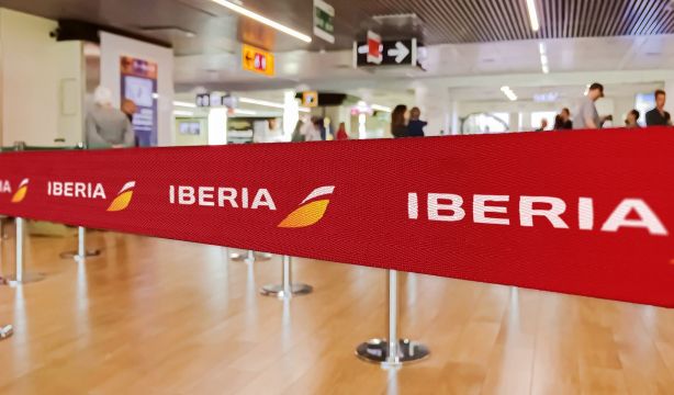 Iberia entre las aerolíneas más puntuales de Europa en 2024. BigStock