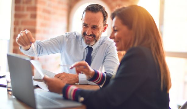 'El Valor Sénior', la campaña de 65YMÁS y Cámara de España de fomento del empleo de los 45+