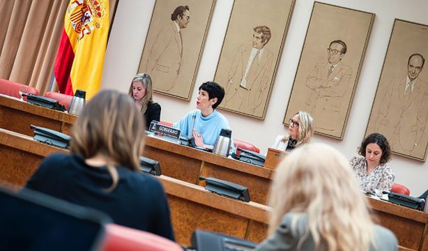 Elma Saiz avanza grandes cambios en pensiones de viudedad y en jubilación parcial y activa