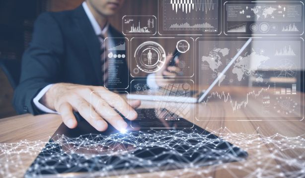 El impacto de la IA en el ámbito laboral: hay falta de formación y se usa más en el plano personal