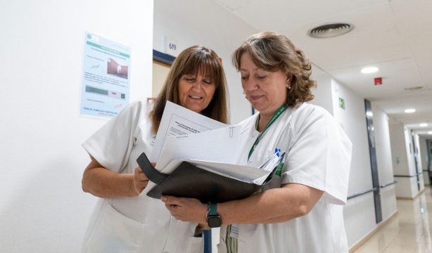 Déficit de enfermeras y muchos médicos: el desequilibrio en la gestión de recursos humanos en España (Europa Press)