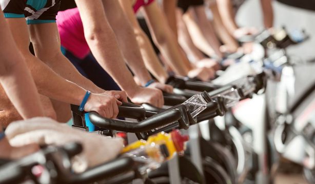 Si tienes unos kilos de más, esta es la mejor hora para hacer deporte (Big Stock)