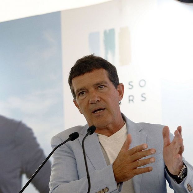 Antonio Banderas, uno de los famosos supervivientes del cáncer Antonio Banderas, uno de los famosos supervivientes del cáncer