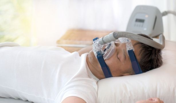 Alerta sanitaria por unas mascarillas para la apnea del sueño que pueden provocar "graves lesiones"