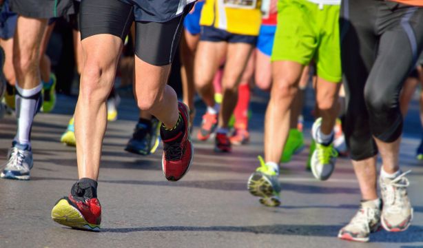 Ejercicio físico tras los meses de frío: sigue una práctica gradual para evitar lesiones (Bigstock)