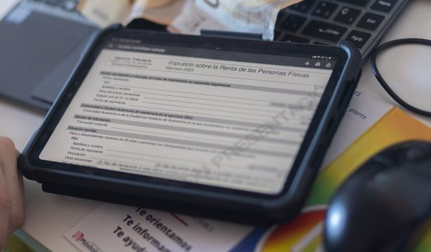 El mensaje que te enviará Hacienda si te devuelvan dinero en la declaración de la renta