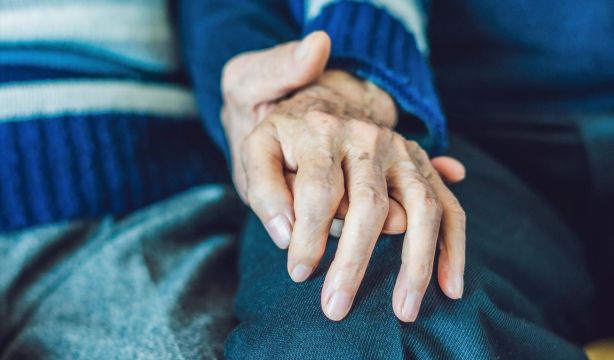 El grosor de la retina puede predecir el deterioro cognitivo de los pacientes de párkinson (Europa Press)