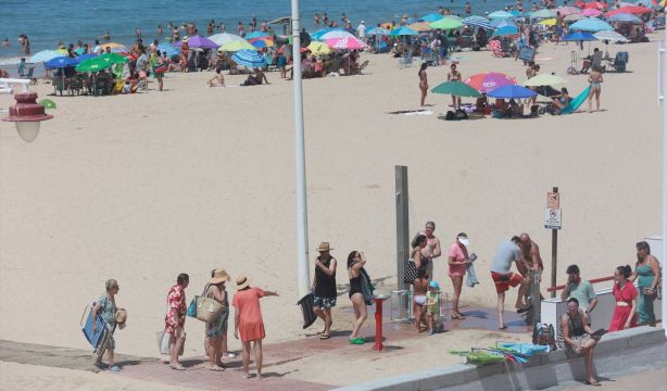 Estas son las playas de Cádiz que no contarán con duchas ni lavapiés este verano (Europa Press)