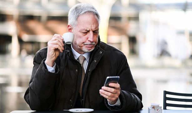 ¿Utilizas redes wifi públicas? La Policía te recomienda seguir estos pasos