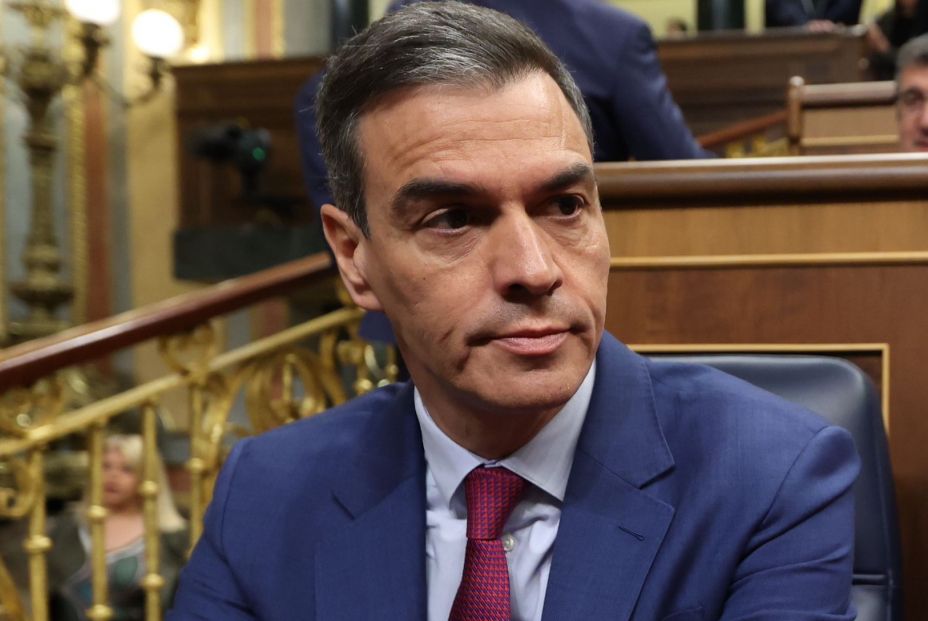 ¿Y ahora qué? Las cuatro opciones que tiene Pedro Sánchez tras su carta ¿Y ahora qué? Las cuatro opciones que tiene Pedro Sánchez tras su carta
