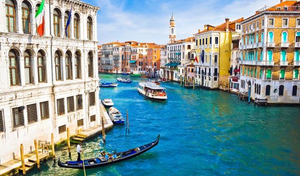 Venecia comienza a cobrar 5 euros a los turistas por entrar a su centro histórico