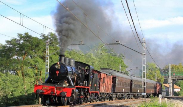 Ruta con destino a Aranjuez en busca su mejor huerta gourmet: nos montamos en el tren de la fresa