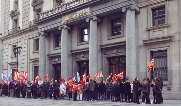 Santander y Unicaja, los bancos del Ibex más opacos con la gestión del talento sénior