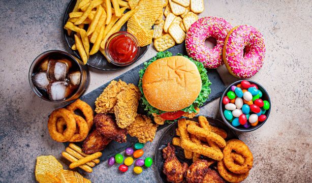 El consumo elevado de ultraprocesados se asocia a un mayor riesgo de un cáncer inesperado