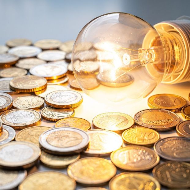 La electricidad y el gas natural repiten como los servicios peor valorados por los españoles La electricidad y el gas natural repiten como los servicios peor valorados por los españoles