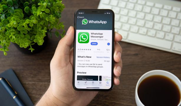 WhatsApp rediseña su interfaz con nuevos colores e iconos en Android e iOS (Bigstock)