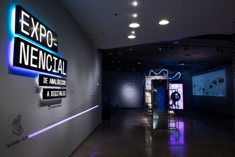 Telefónica recorre la evolución de las telecomunicaciones: desde el teléfono del siglo XIX a ChatGPT. EuropaPress Telefónica recorre la evolución de las telecomunicaciones: desde el teléfono del siglo XIX a ChatGPT. EuropaPress