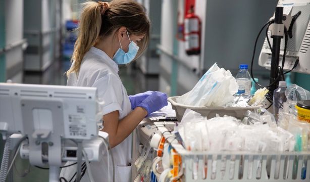 El trabajo en turnos de noche aumenta el riesgo de diabetes y obesidad