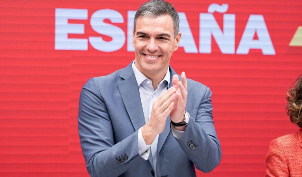 El CIS dispara al PSOE cinco puntos por delante del PP tras la reflexión de Sánchez