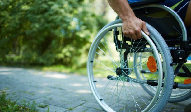 El Defensor del Pueblo investiga las demoras en la valoración de personas con discapacidad