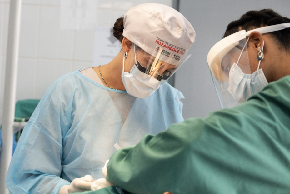 Expedición dermatológica de ISDIN a Mozambique realiza cerca de 150 cirugías de cáncer de piel Expedición dermatológica de ISDIN a Mozambique realiza cerca de 150 cirugías de cáncer de piel