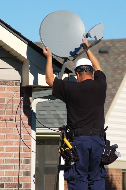 La Policía Nacional alerta de una estafa suplantando a técnicos de antenas de televisión La Policía Nacional alerta de una estafa suplantando a técnicos de antenas de televisión