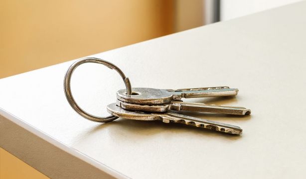 Olvidar las llaves a menudo no significa pérdida de memoria: cuándo es normal (o no) 