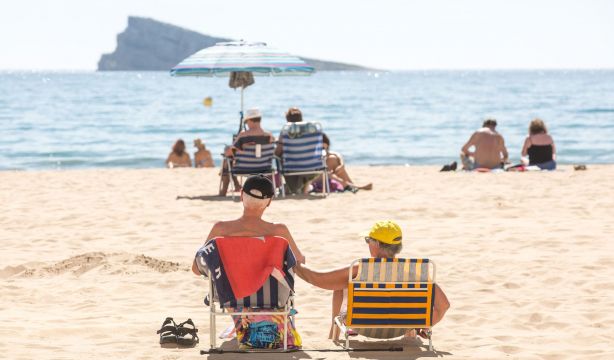 El Senado urge a modernizar los viajes del Imserso para la temporada 2024-2025