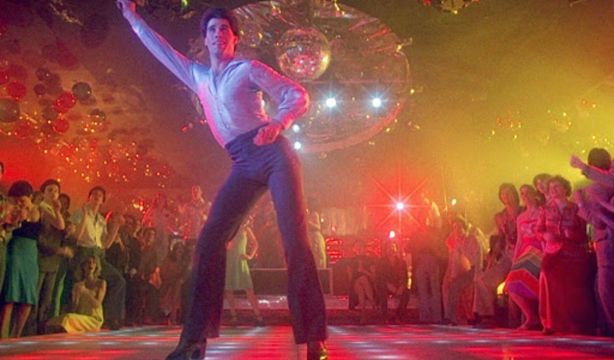 A subasta por 276.000 euros la pista de baile de la película 'Fiebre del sábado noche'