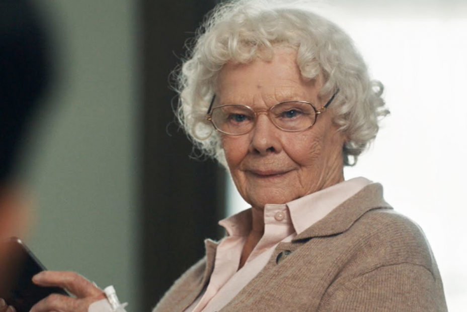 Actores y actrices a los que les llegó la fama pasados los 60 años (YouTube)