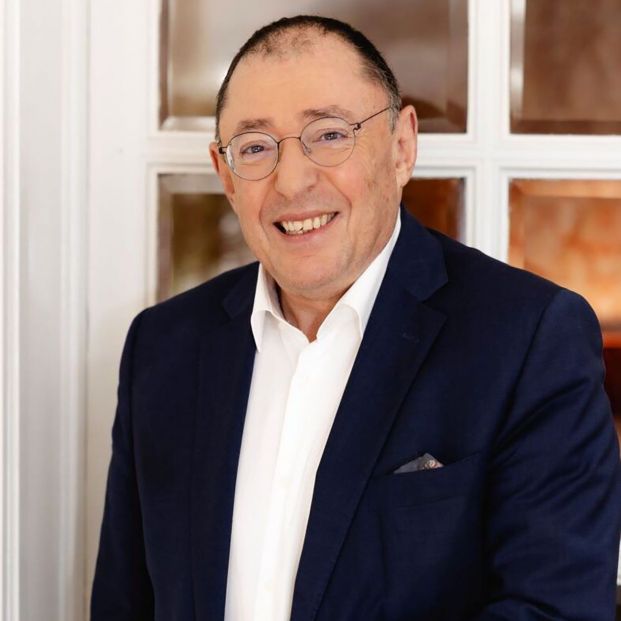 Dr. Santiago Palacios, miembro del Comité Médico de Cuídate+