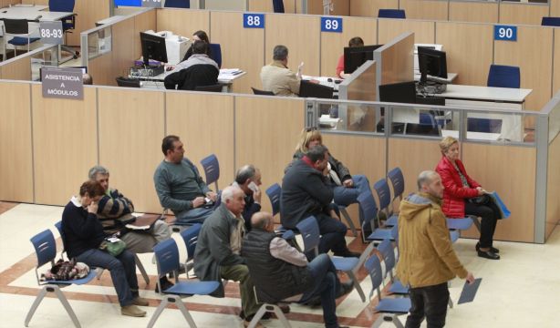 Ya se puede solicitar cita para la atención presencial de la Renta