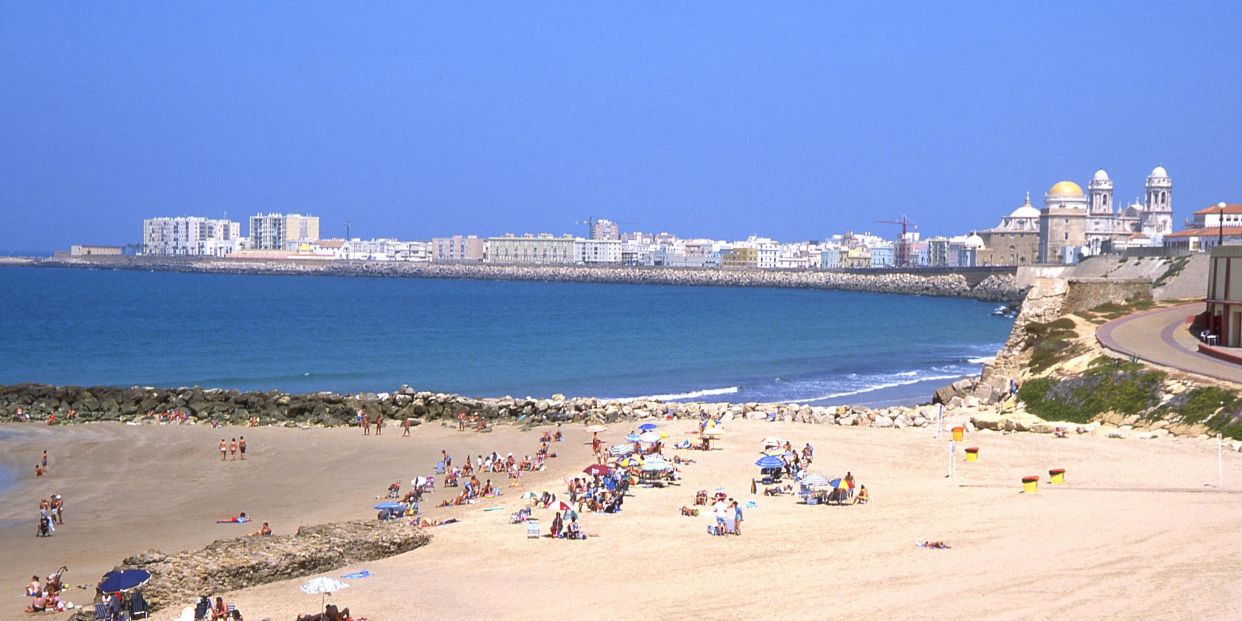 Las 5 mejores playas para sénior en Cádiz (Junta de Andalucía) Las 5 mejores playas para sénior en Cádiz (Junta de Andalucía)
