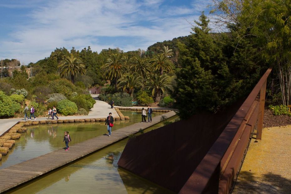 OCIO Museos gratis o con entrada reducida para mayores de 65 años en Barcelona. museo de las ciencias naturales . Ayuntamiento de Barcelona