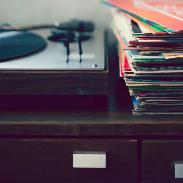 Vinilos de segunda mano (bigstock) Vinilos de segunda mano (bigstock)