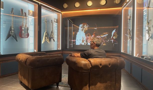 'Guitar Legends Hall', el nuevo museo en Barcelona que muestra las guitarras de leyendas del rock (Europa Press)