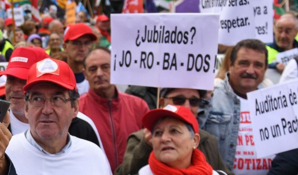 Cae la jubilación anticipada y sube la edad de retiro, pero sin reducir el gasto en pensiones