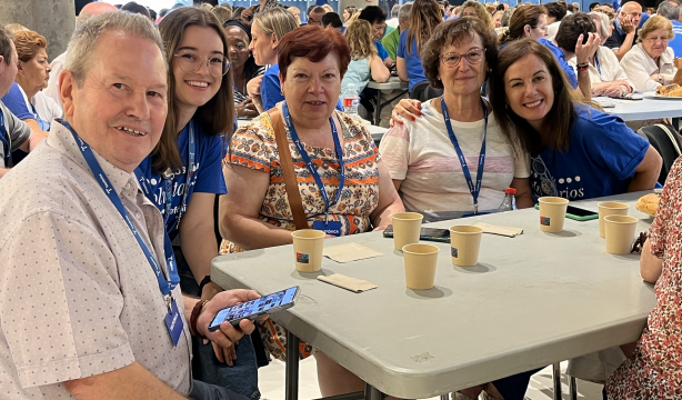'Reconectados' llega a A Coruña con talleres para las personas mayores