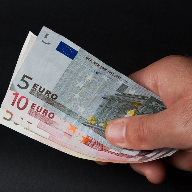 ¿Cómo canjear un billete deteriorado en el Banco de España? (Big Stock) ¿Cómo canjear un billete deteriorado en el Banco de España? (Big Stock)