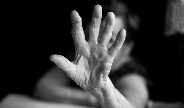 La residencia del horror: mayores deshidratados, uñas llenas de heces y con 33 kilos de peso