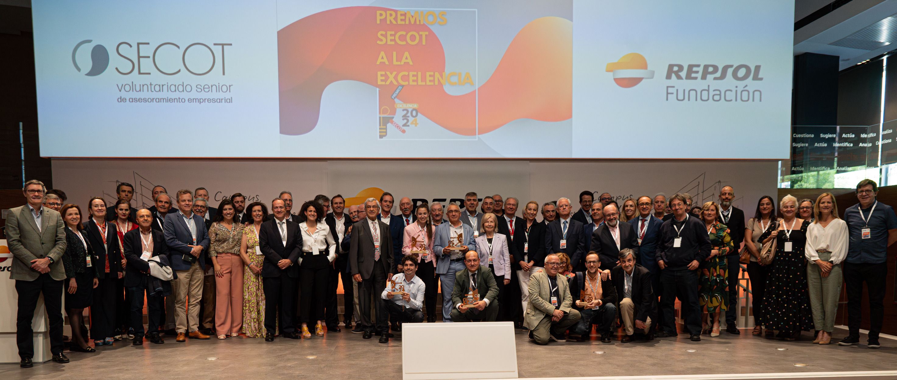 SECOT premia las mejores iniciativas de jóvenes emprendedores asesorados por mentores sénior