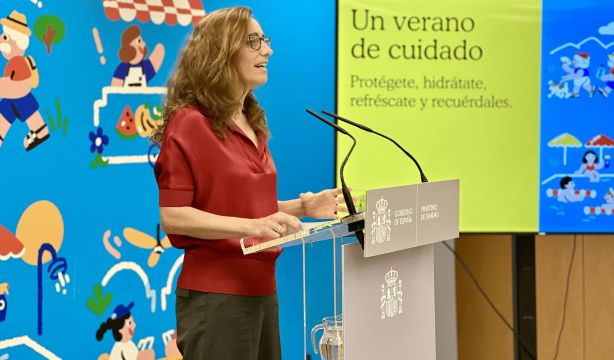 Mónica García: "Las personas mayores de 74 años concentran el 90% de las muertes por las olas de calor"