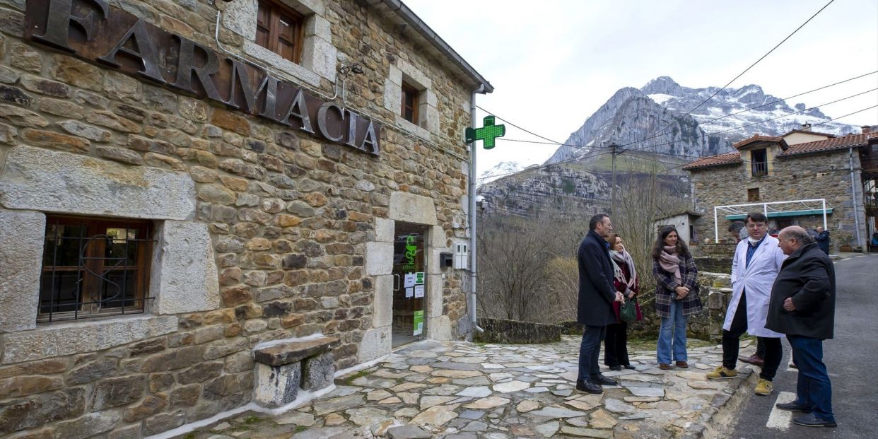 RECAMDER y FEFCAM presentan diez razones para proteger la farmacia rural (Europa Press) RECAMDER y FEFCAM presentan diez razones para proteger la farmacia rural (Europa Press)