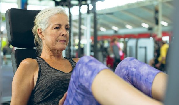 El entrenamiento de resistencia en la jubilación preserva la fuerza vital de las piernas
