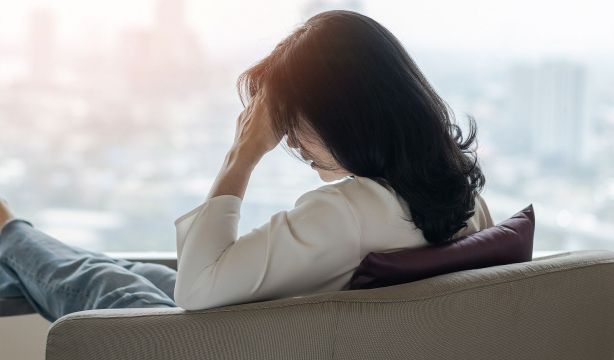 Niebla mental en la menopausia, el síntoma que puede confundirse con principio de alzhéimer